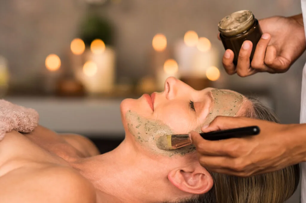 Facial treatment at the Club Boutique Hotel Day Spa in Cunnamulla