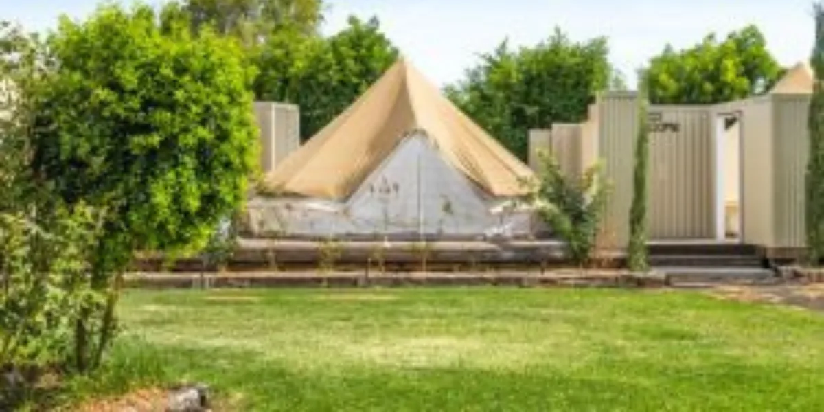 5 places you can glamp in the outback.