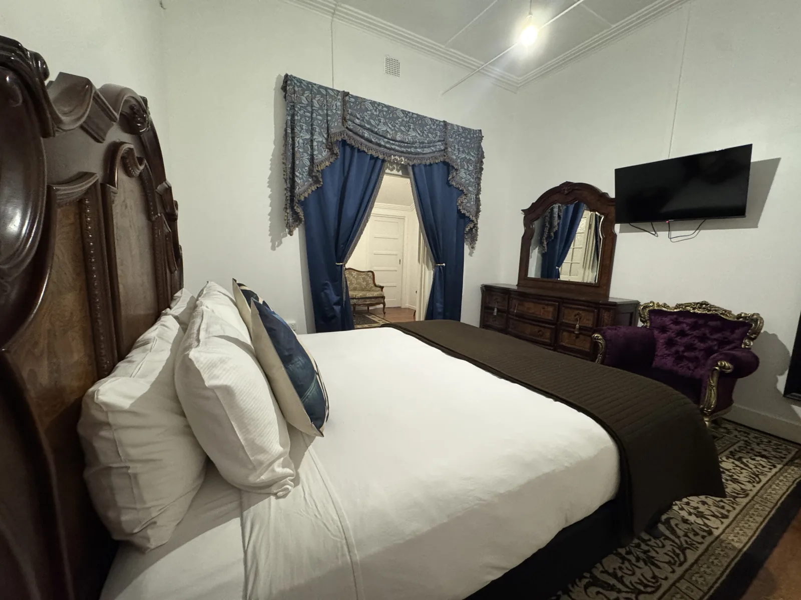 Hotel Suite Deluxe King at Club Boutique Hotel Cunnamulla